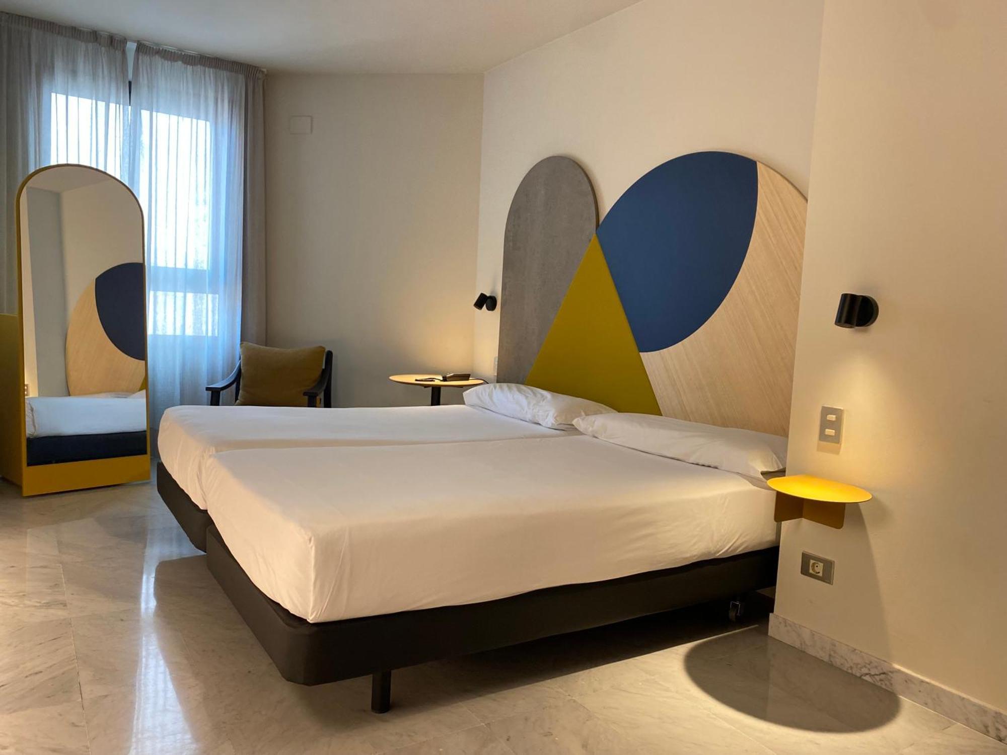 Onix Fira Hotel Barcelona Exterior foto